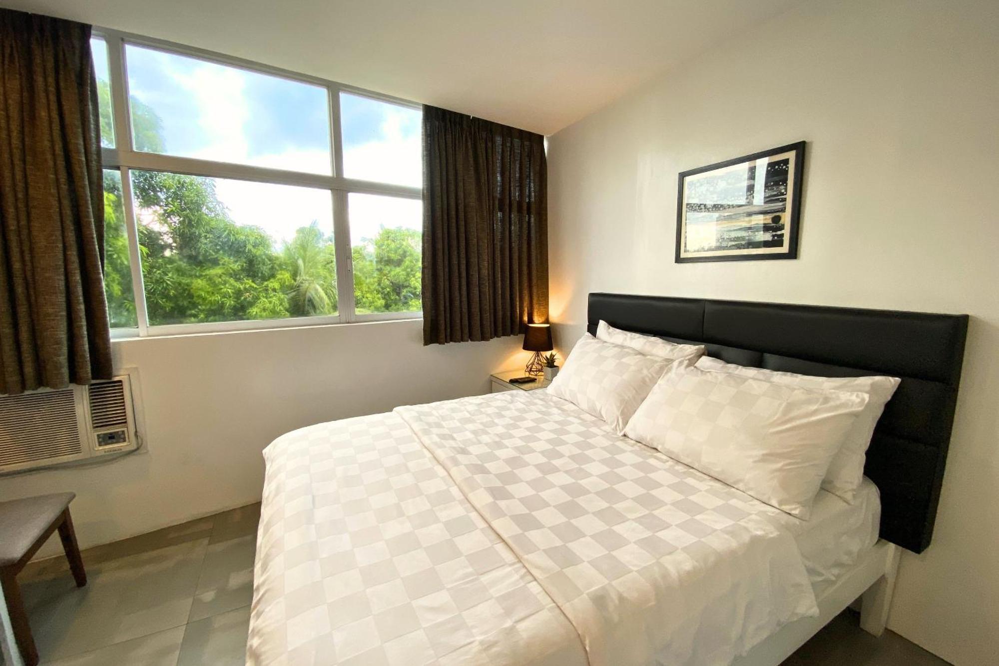 Tely'S Bed & Breakfast Iloilo Powered By Cocotel מראה חיצוני תמונה